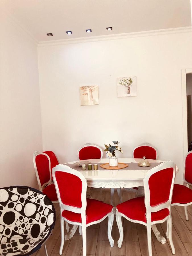 Sweet Apartment In Kutaisi Exterior photo