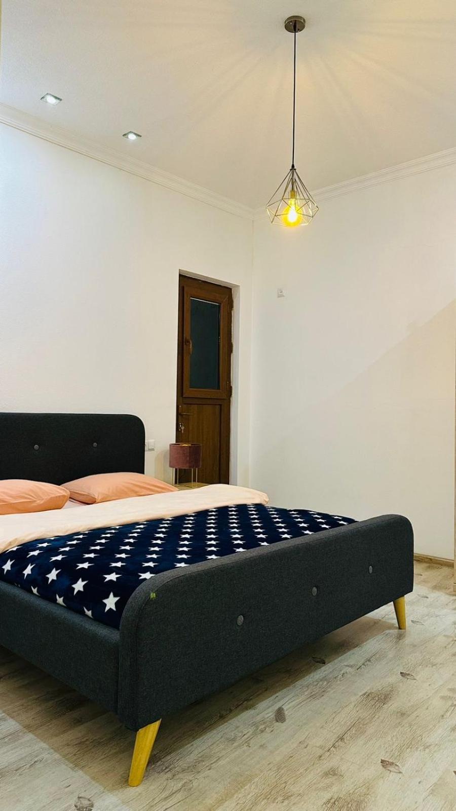 Sweet Apartment In Kutaisi Exterior photo