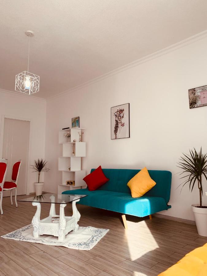 Sweet Apartment In Kutaisi Exterior photo
